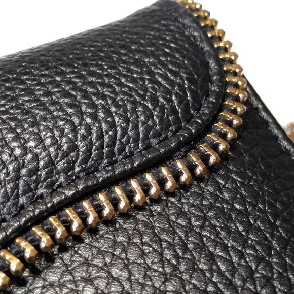 iPhone 6/6s Genuine Leather Folio Wristlet | RM - Picture 4 of 16